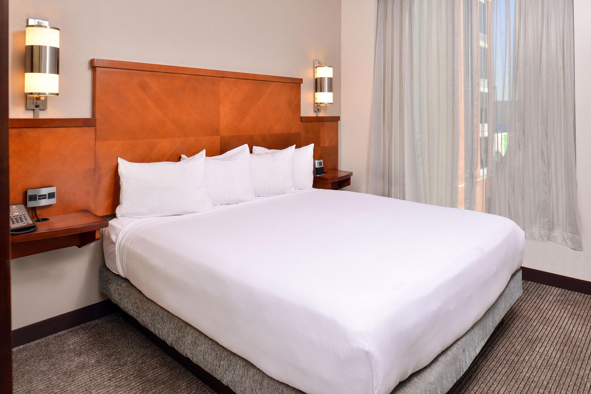 Hyatt Place Garden City Ngoại thất bức ảnh