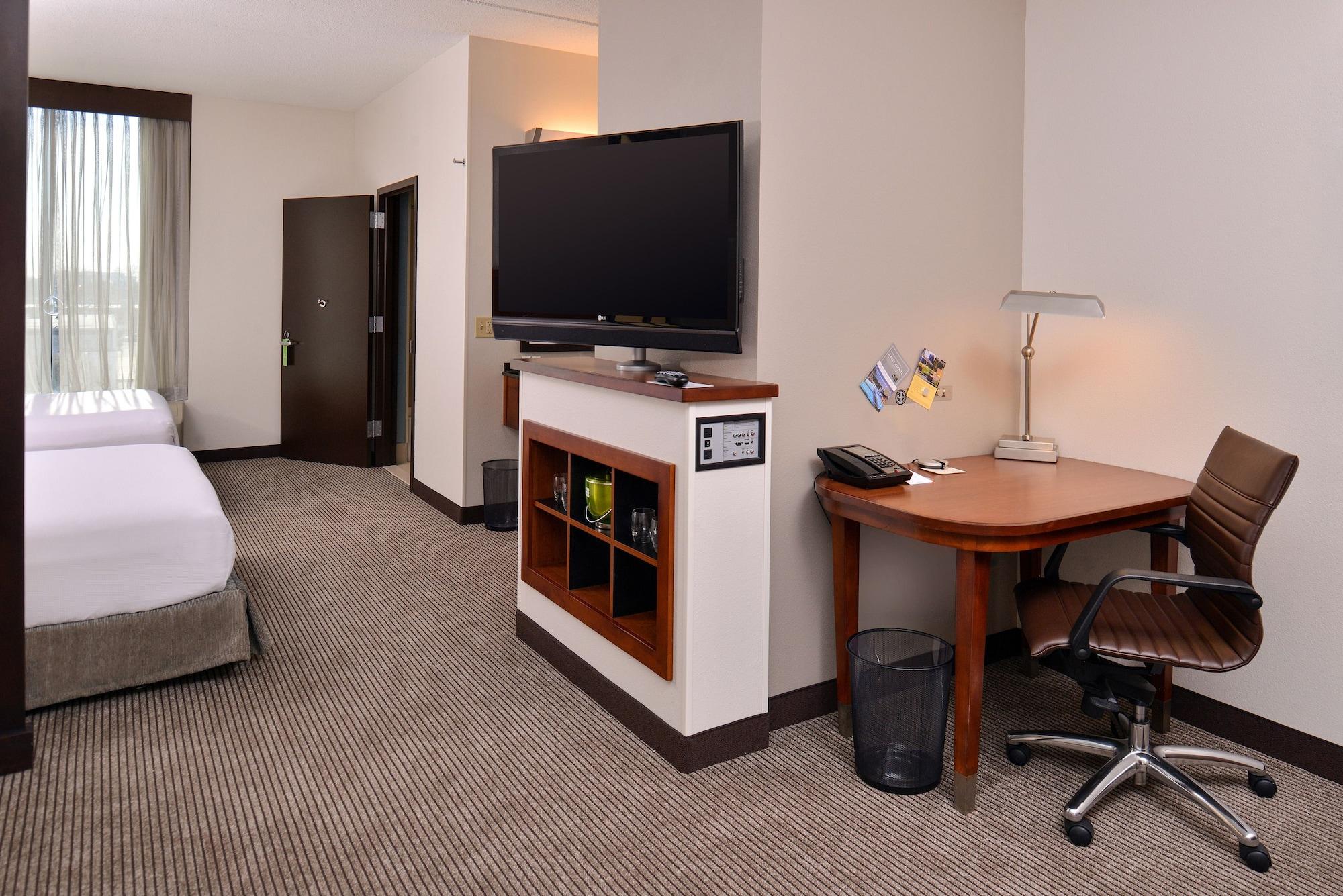 Hyatt Place Garden City Ngoại thất bức ảnh
