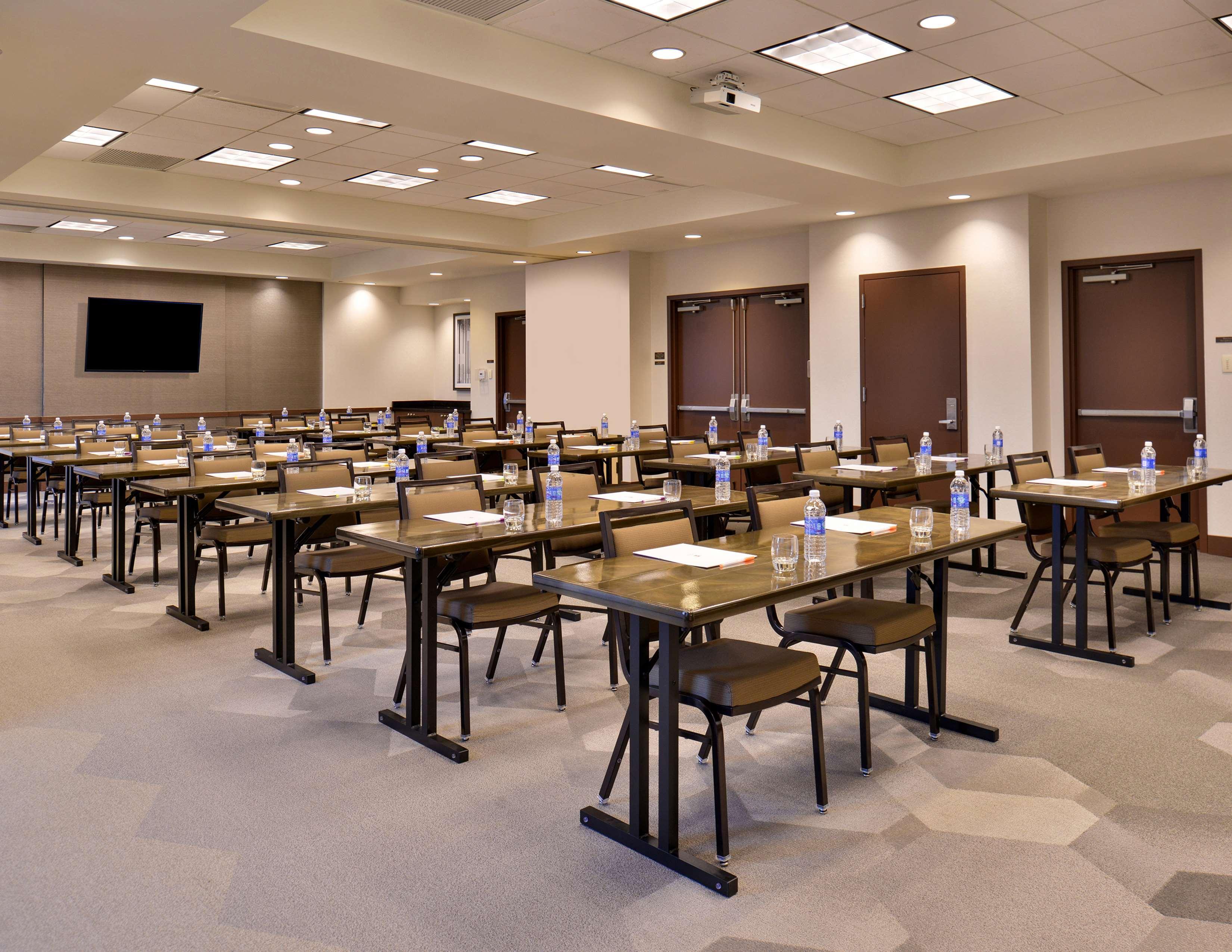 Hyatt Place Garden City Ngoại thất bức ảnh