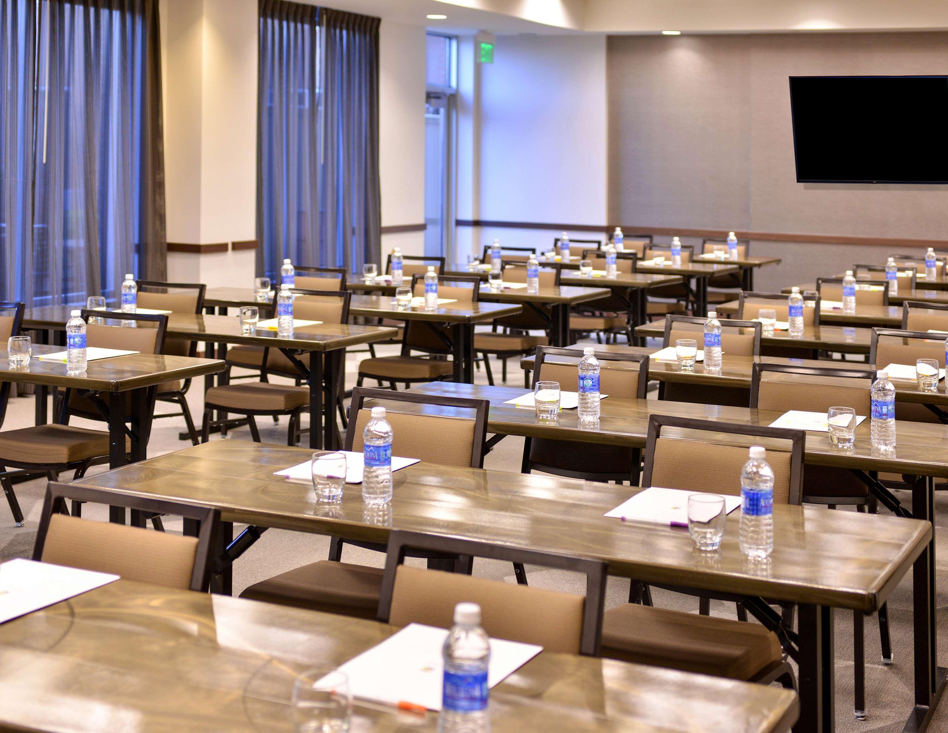 Hyatt Place Garden City Ngoại thất bức ảnh