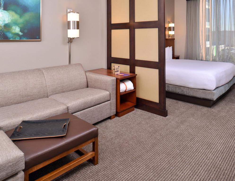 Hyatt Place Garden City Ngoại thất bức ảnh